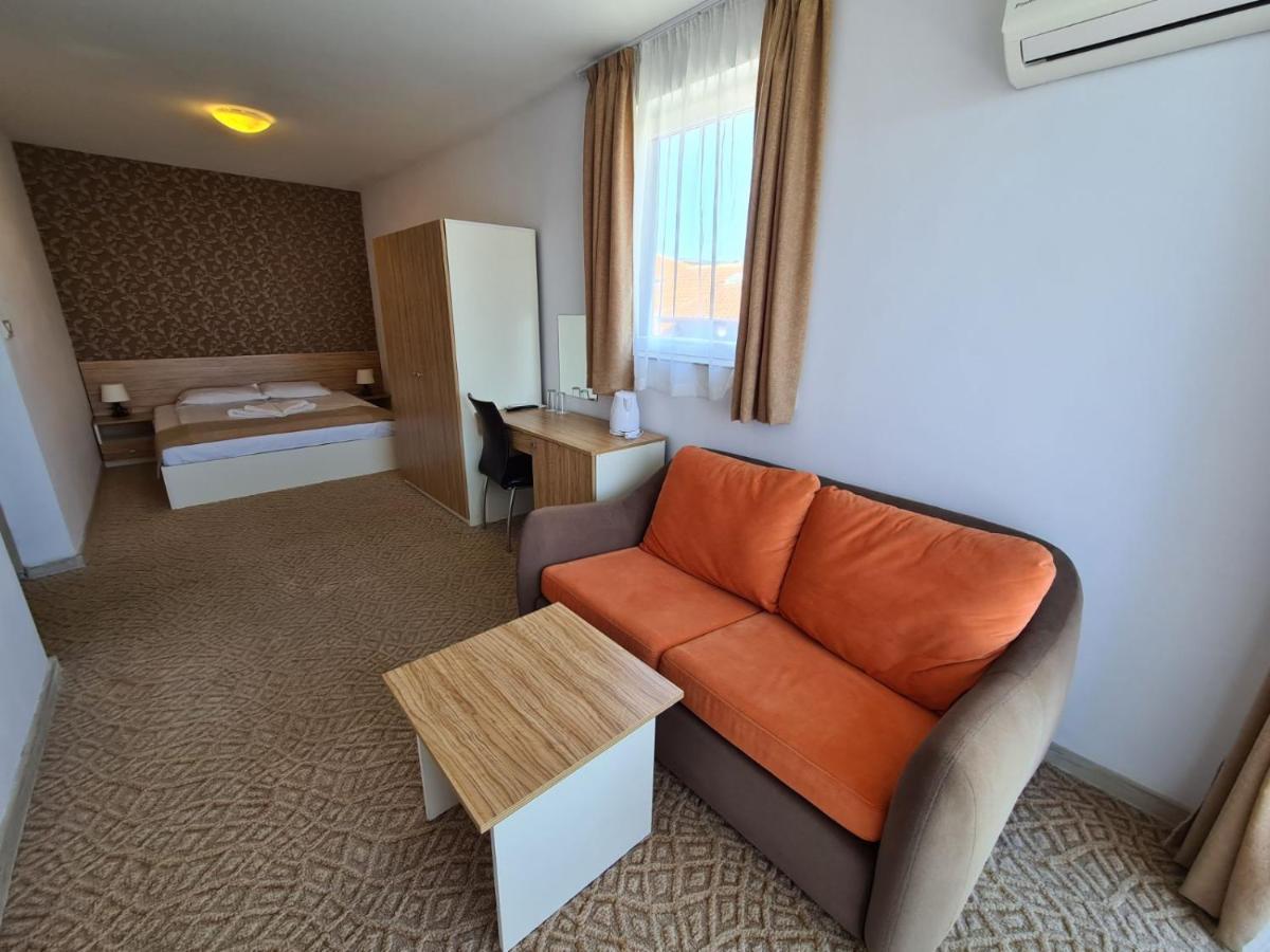 Hotel Mida ออบซอร์ ภายนอก รูปภาพ