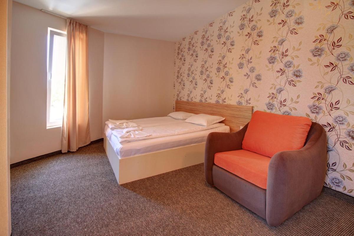 Hotel Mida ออบซอร์ ภายนอก รูปภาพ