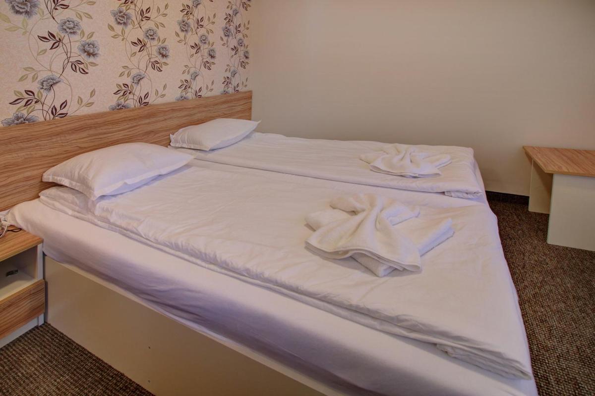 Hotel Mida ออบซอร์ ภายนอก รูปภาพ